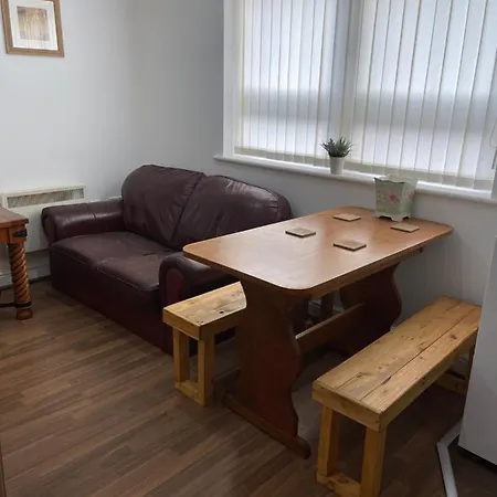 Modern, Quiet, Sleeps 10, Anfield, Tourists, Liverpool Exterior photo