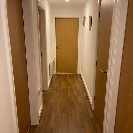 Modern, Quiet, Sleeps 10, Anfield, Tourists, Liverpool Exterior photo