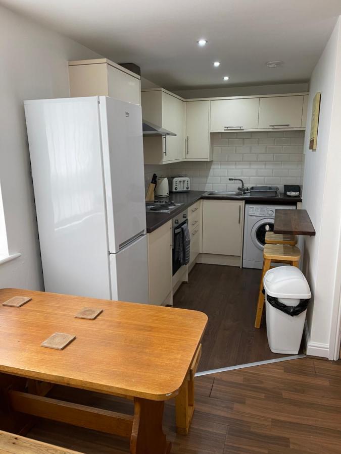 Апартаменты Modern, Quiet, Sleeps 10, Anfield, Tourists,